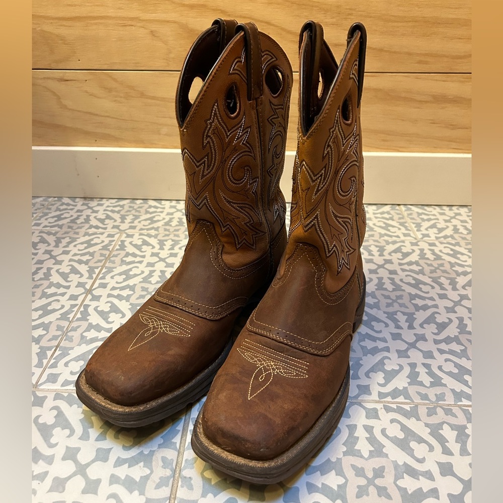 Western square toed cowboy boots. Men’s 11” super comfy fit. Barely worn.